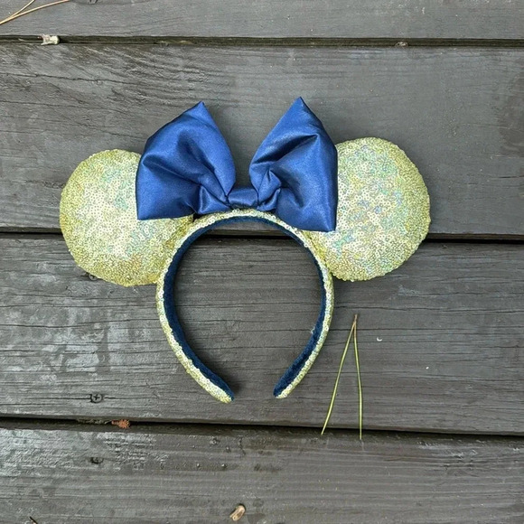 Disney parks Minnie mouse gold ears with blue bow - Picture 1 of 3
